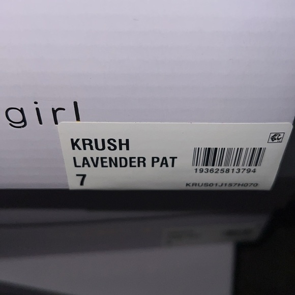 Madden Girl Krush Women's Wedge Sandal - Picture 8 of 8